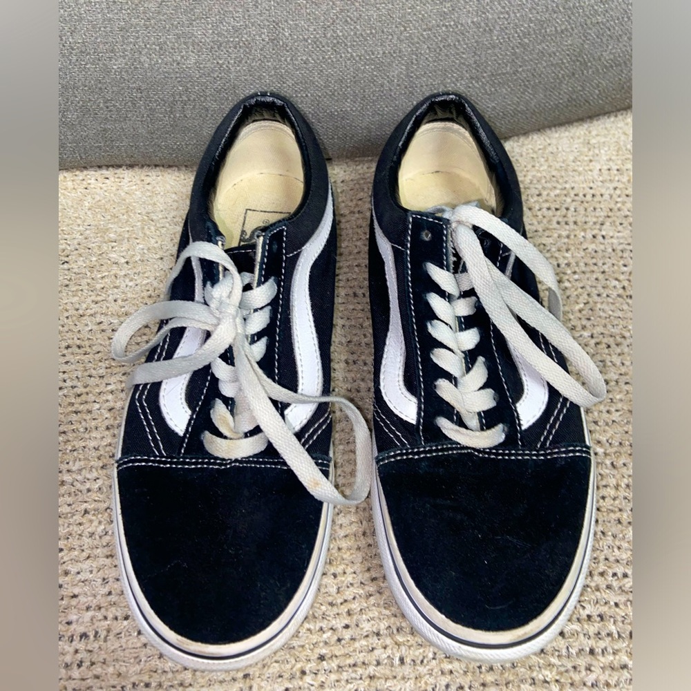 Vans Black Classic White Stripe Lace Up Sneakers